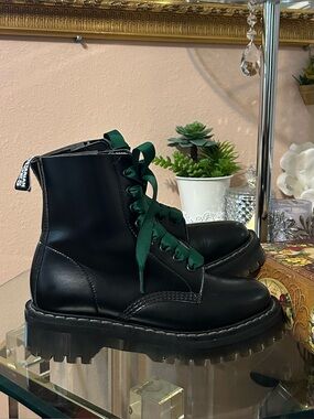 Vegetarian Shoes Vegan Black Platform Chunky Combat Boots Green Laces *READ SIZE